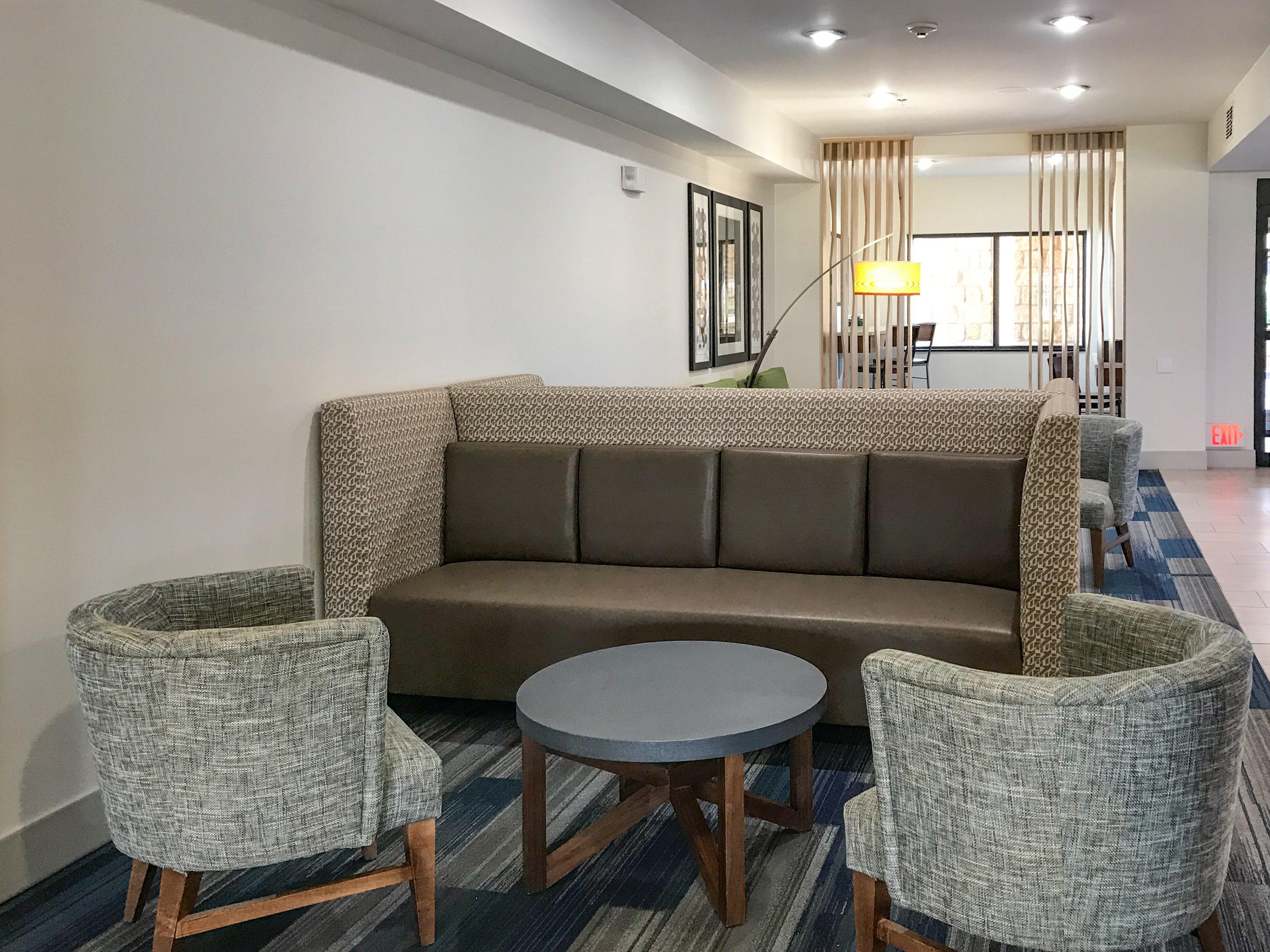 Holiday Inn Express & Suites Lubbock West By Ihg Exterior foto